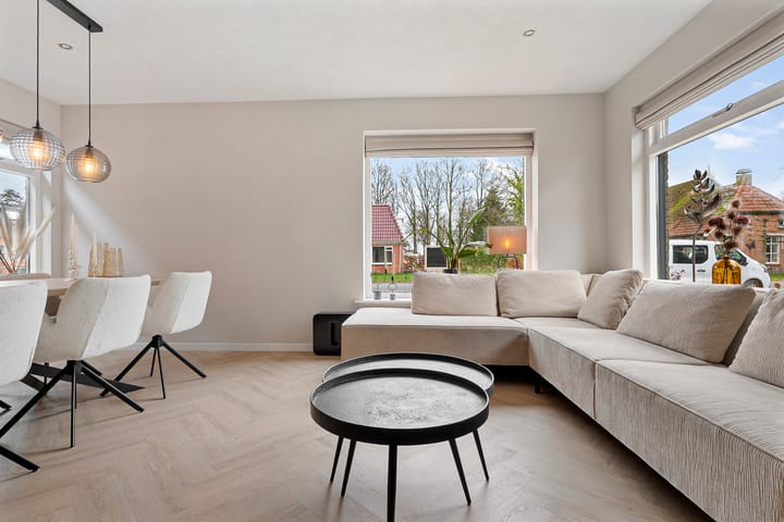 Foto 5 van Van Akenwei 53