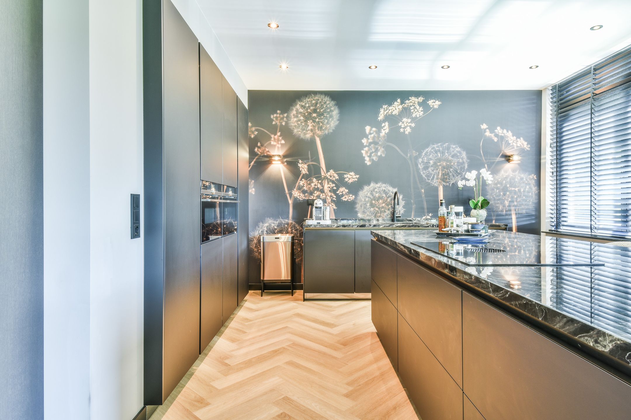 Foto 15 van Rijksweg-West 10-G