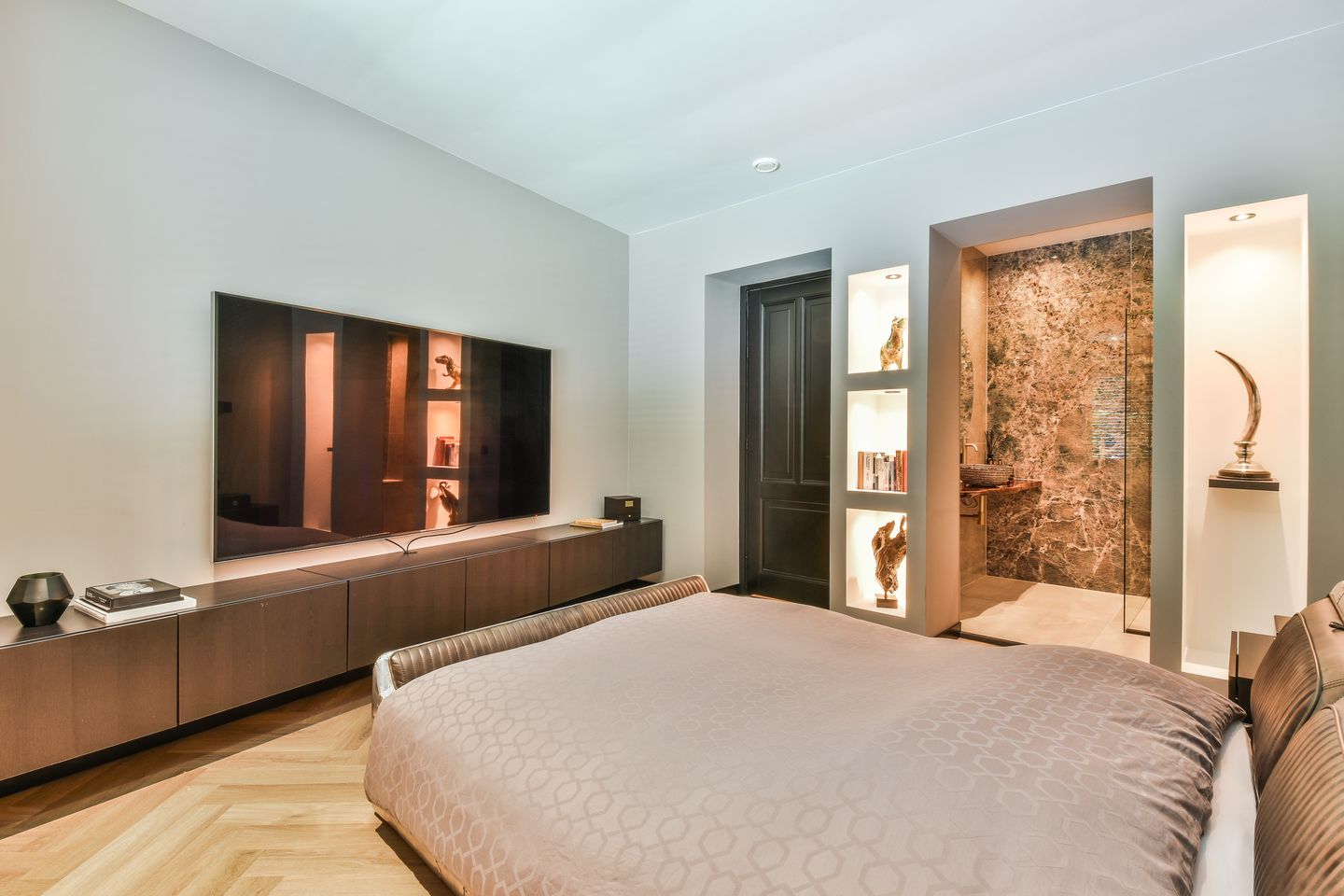 Foto 35 van Rijksweg-West 10-G