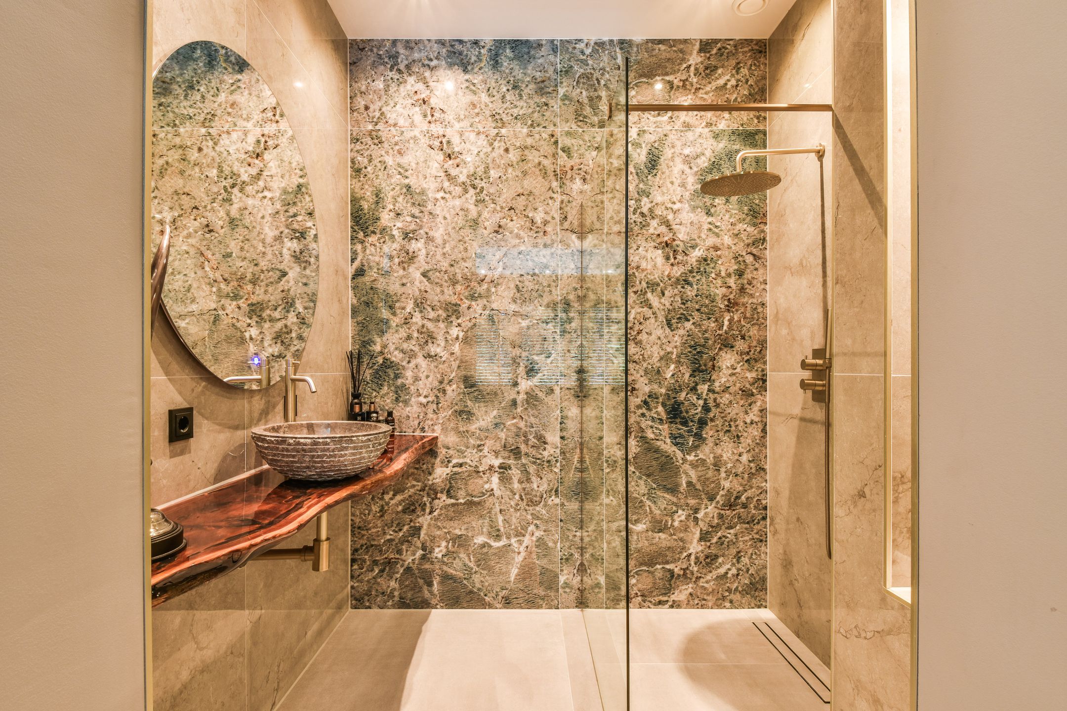 Foto 36 van Rijksweg-West 10-G