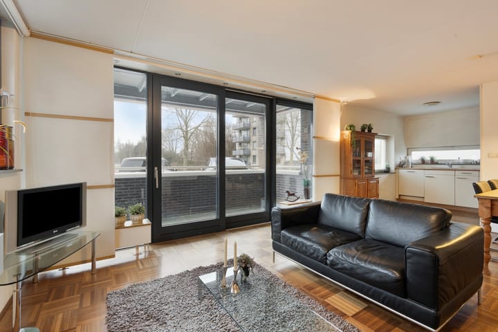 Photo 4 of Fien de la Marstraat 2