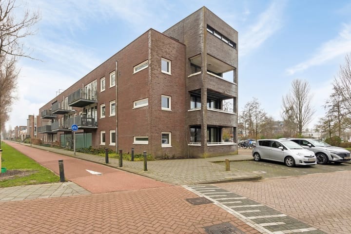 Photo 37 of Fien de la Marstraat 2