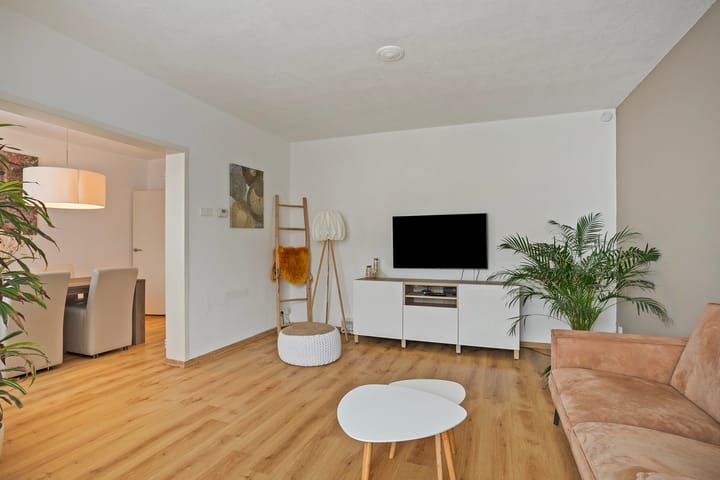 Photo 5 of Adelbert van Scharnlaan H 40