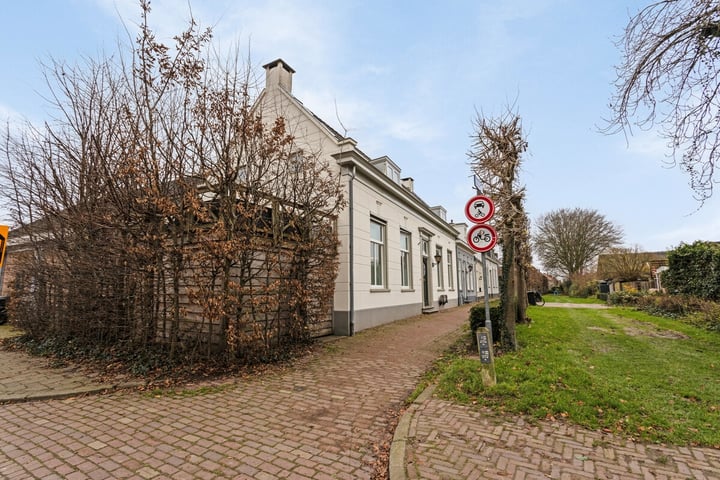 Bekijk foto 3 van Minstraat 1