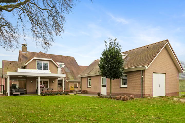 Foto 1 van Beekstraat 27