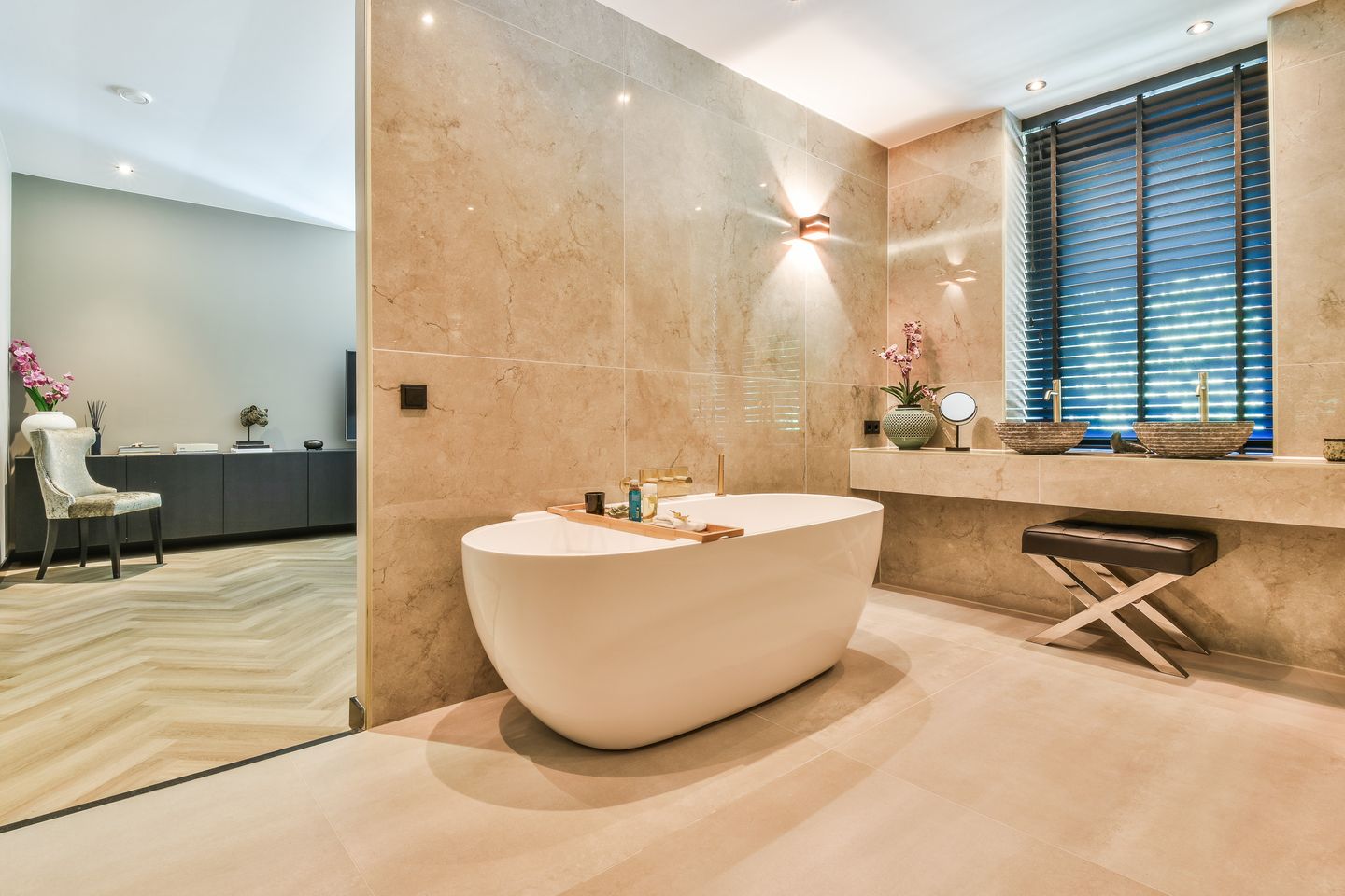 Foto 34 van Rijksweg-West 10-G