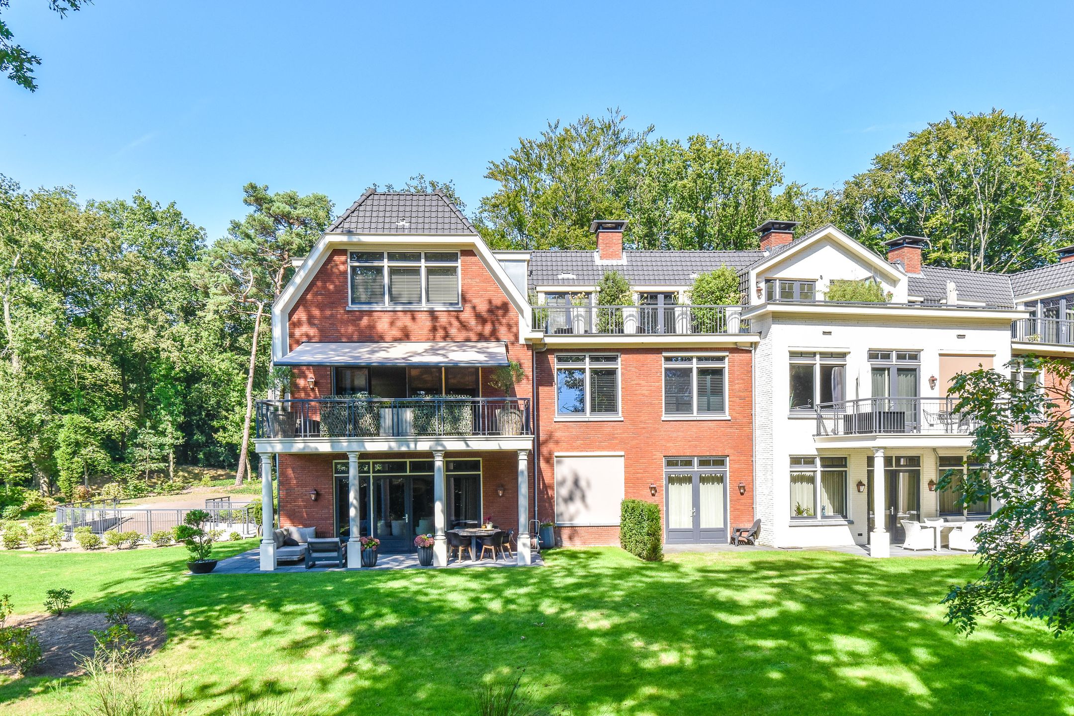 Rijksweg-West 10-G 10 g