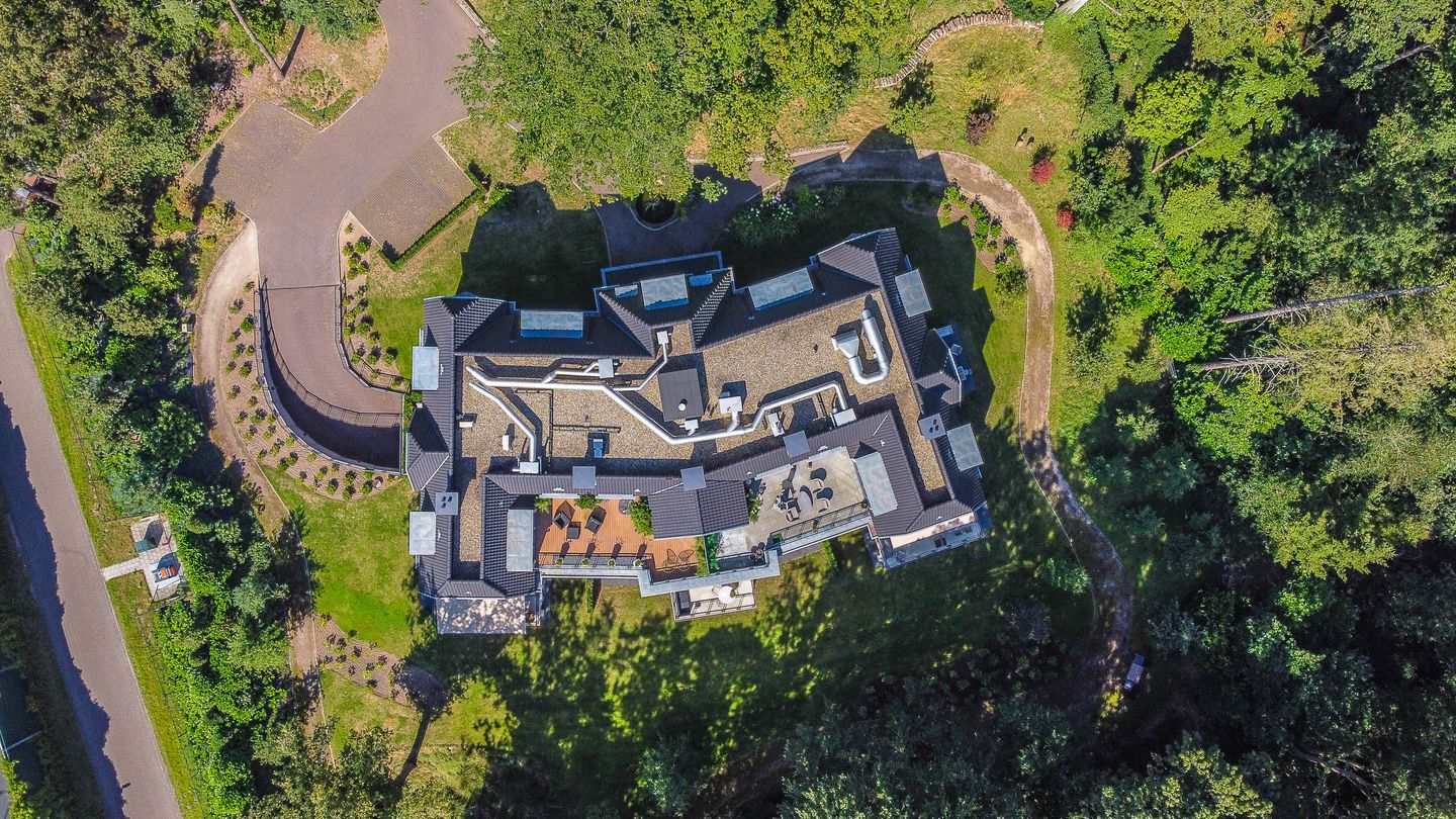 Foto 50 van Rijksweg-West 10-G