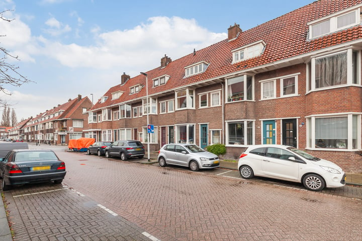 Bekijk foto 1 van Pieter van Aschstraat 10-C