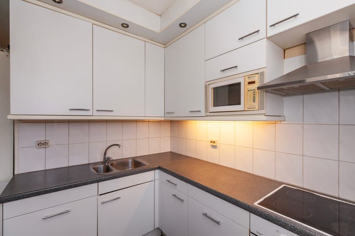 Foto 11 van Pieter van Aschstraat 10-C