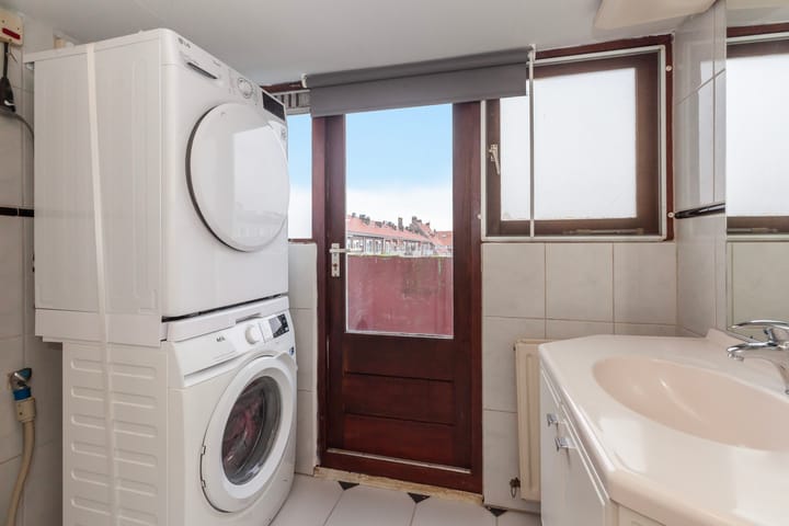 Foto 19 van Pieter van Aschstraat 10-C