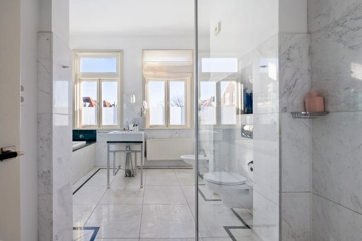 Foto 26 van Bloemendaalseweg 145