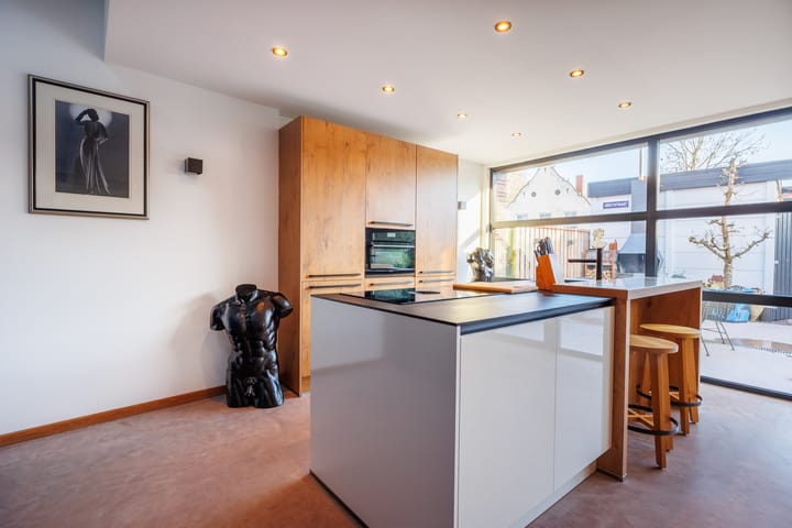 Foto 8 van Houtstraat 17