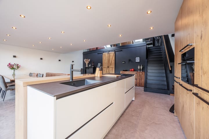 Foto 11 van Houtstraat 17