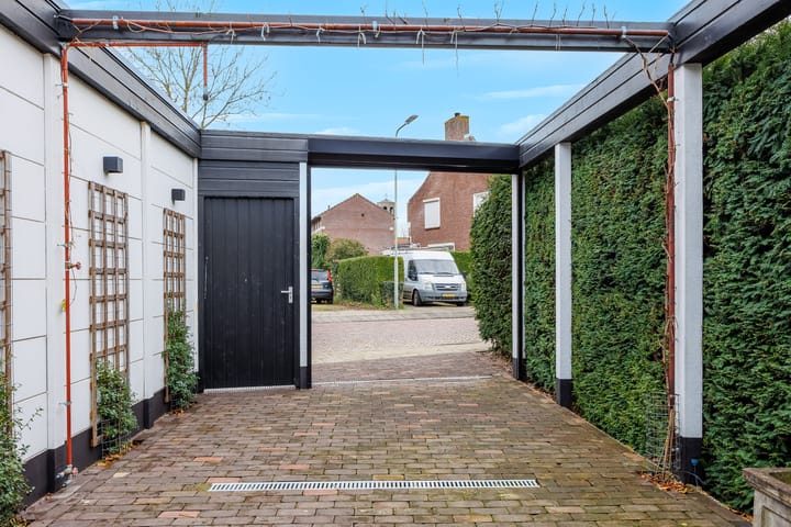 Foto 49 van Houtstraat 17