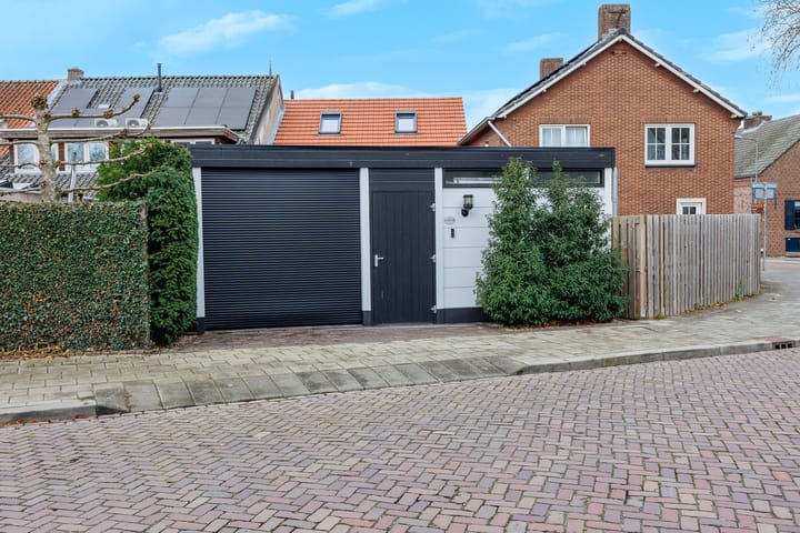 Foto 52 van Houtstraat 17