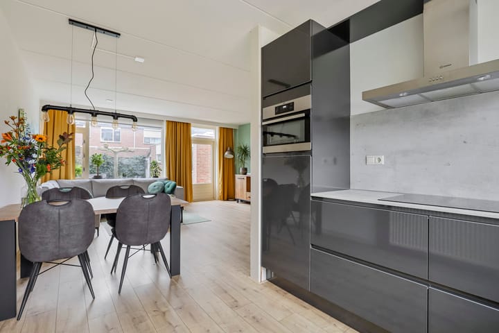 Foto 9 van de Plataan 67