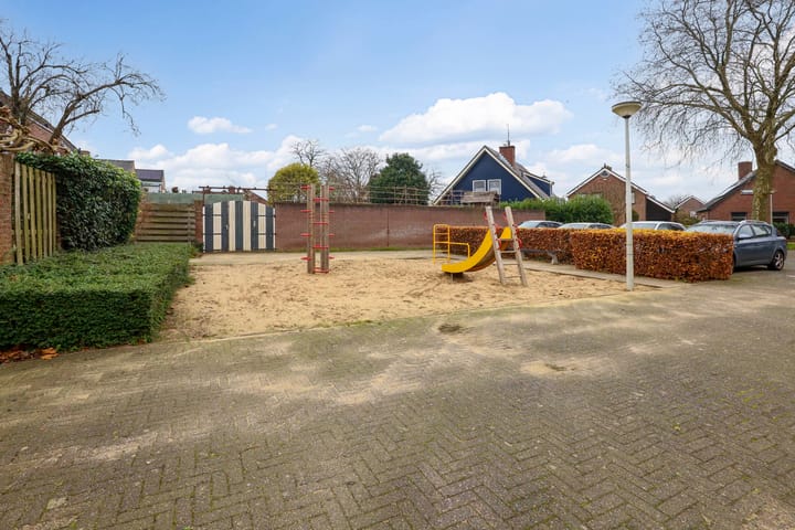 Foto 23 van de Plataan 67