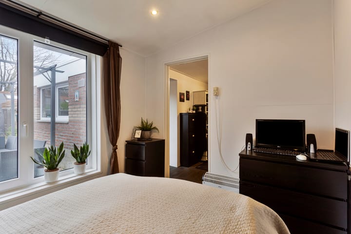 Foto 22 van Leeuwerikstraat 28