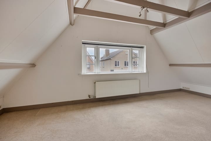 Foto 27 van Hoofdstraat 166