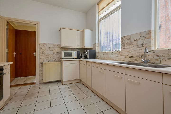 Foto 19 van Heereweg 272