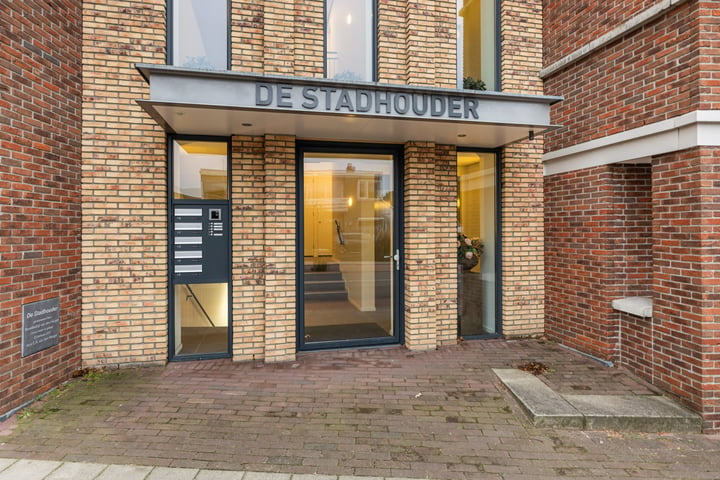 Bekijk foto 17 van Stadhouderslaan 1-C