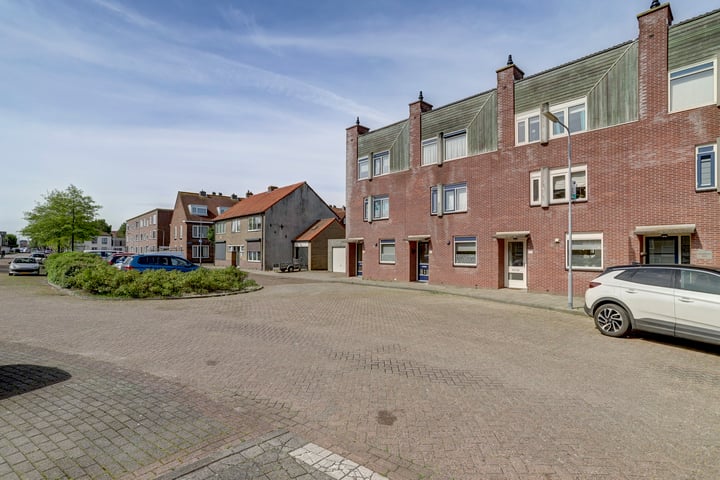 Bekijk foto 22 van Van Dishoeckstraat 231