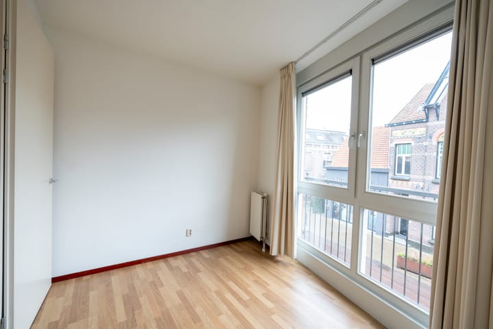 Photo 8 of Stationsstraat 33-03