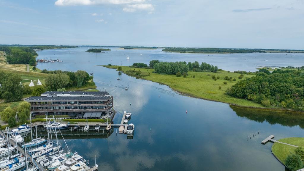 Foto 4 van Muidenweg 1-H