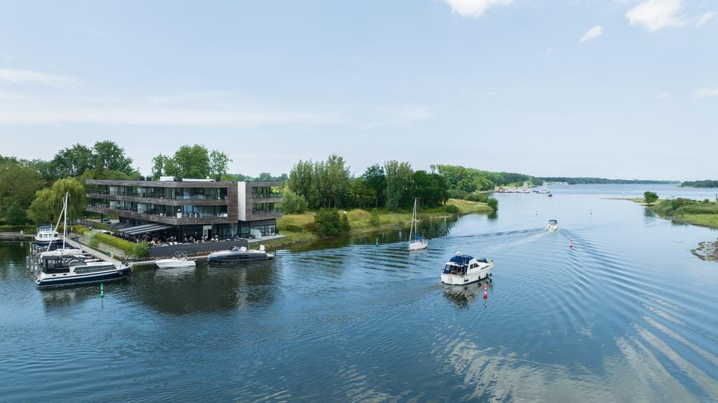 Foto 43 van Muidenweg 1-H