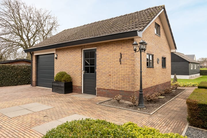 Photo 33 of Aardhuisweg 21