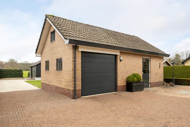 Photo 34 of Aardhuisweg 21