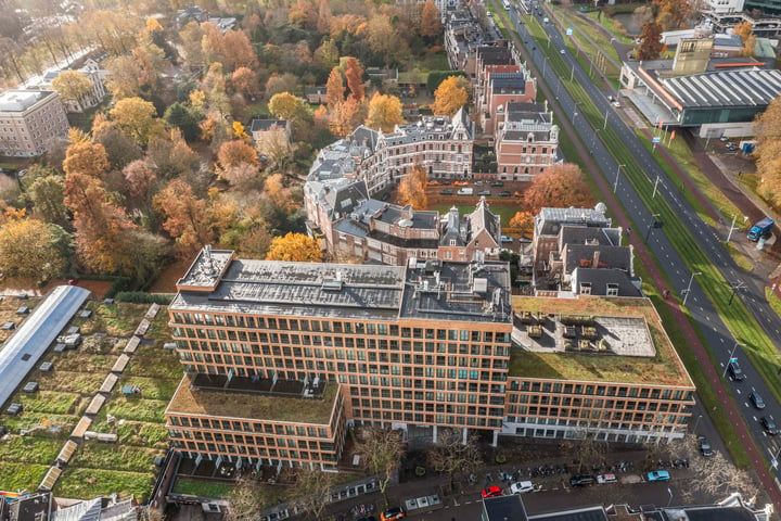 Bekijk foto 17 van Van Vollenhovenstraat 3-328