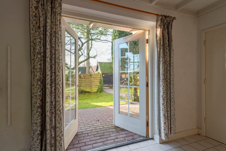 Foto 41 van Eemnesserweg 27