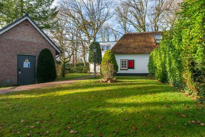 Foto 43 van Eemnesserweg 27