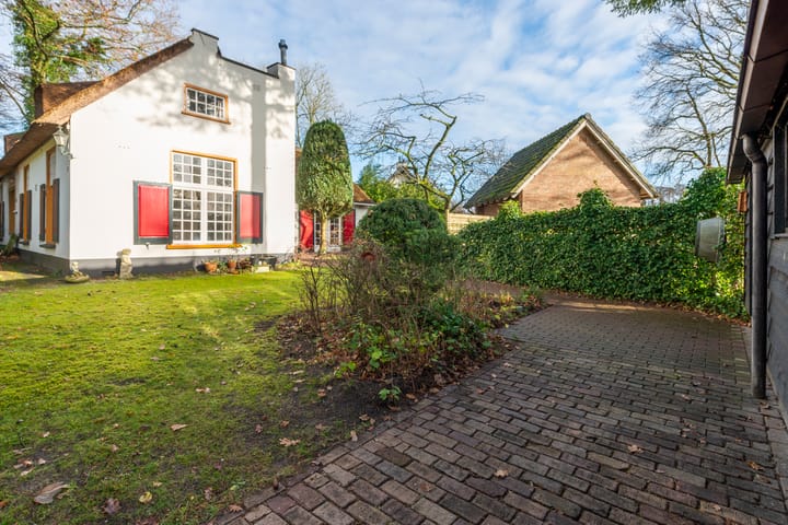 Foto 48 van Eemnesserweg 27