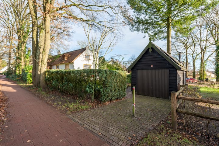 Foto 49 van Eemnesserweg 27