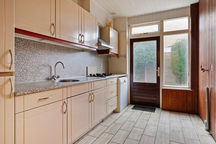 Foto 11 van Schoolstraat 50