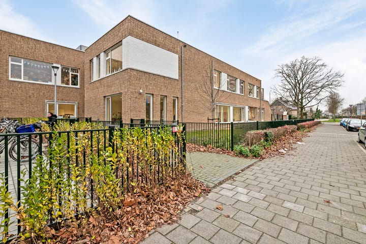 Foto 29 van Schoolstraat 50