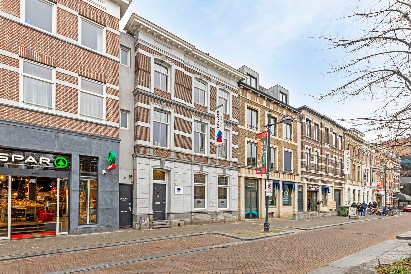 Bekijk foto 2 van Willemstraat 15