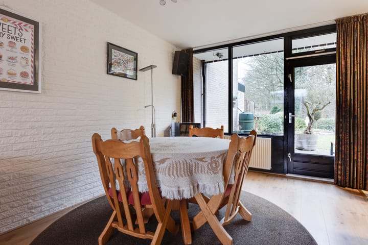 Foto 14 van Pasbree 107