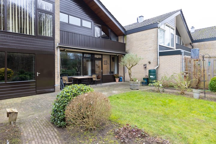 Foto 44 van Pasbree 107