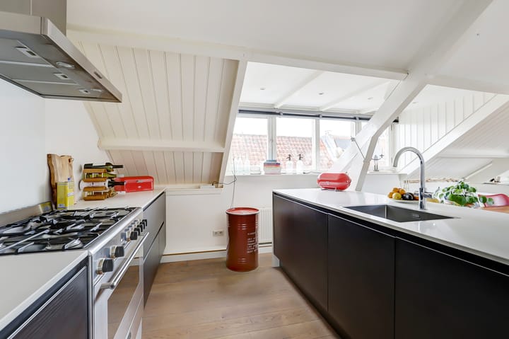 Photo 15 of Korte Noodgodsstraat 11