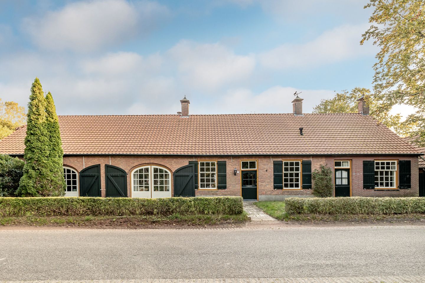 Foto 1 van Legstraat 12