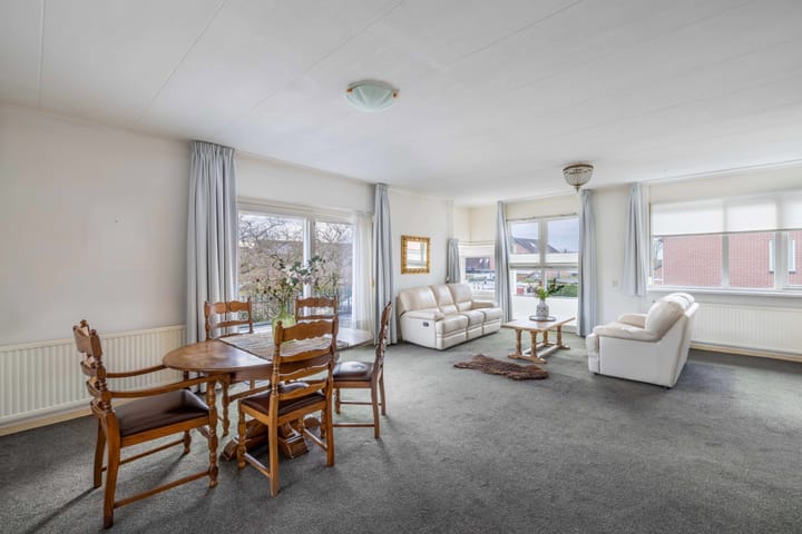 Photo 12 of Schoolweg 17-A