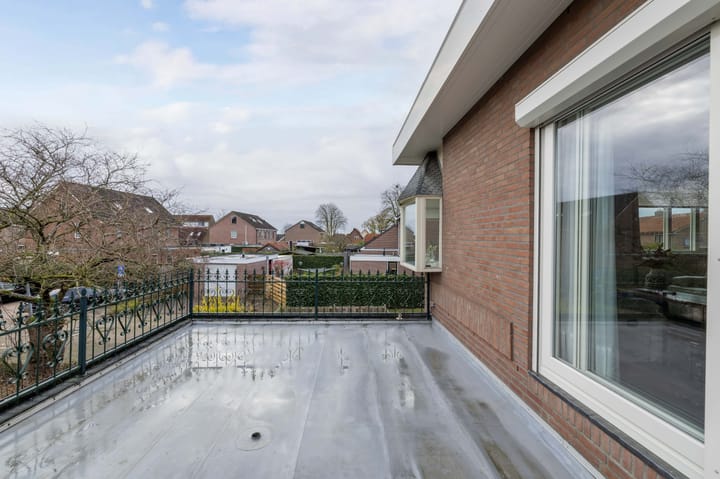 Photo 24 of Schoolweg 17-A