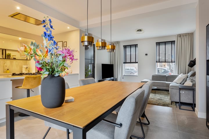 Photo 6 of Enschotsestraat 106