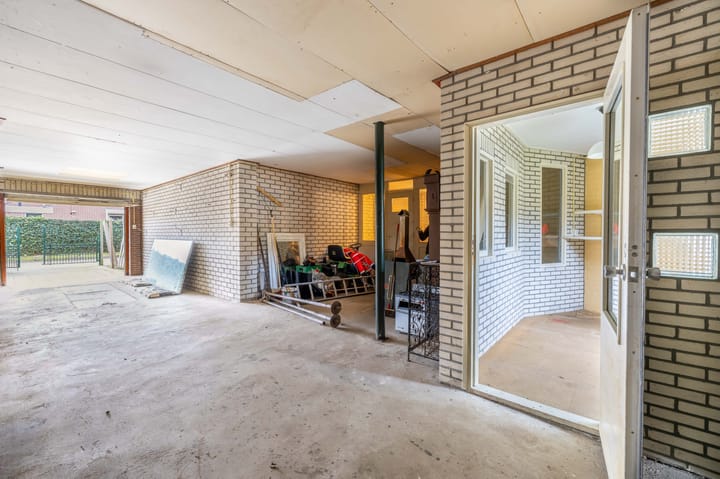 Photo 31 of Schoolweg 17-A