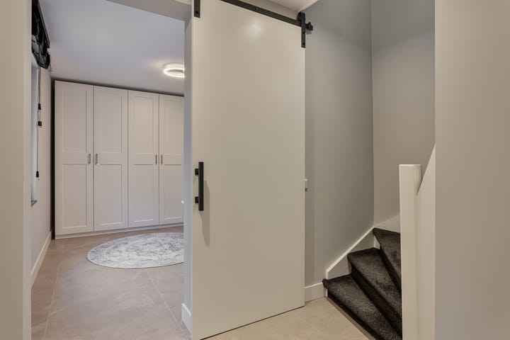 Photo 18 of Enschotsestraat 106