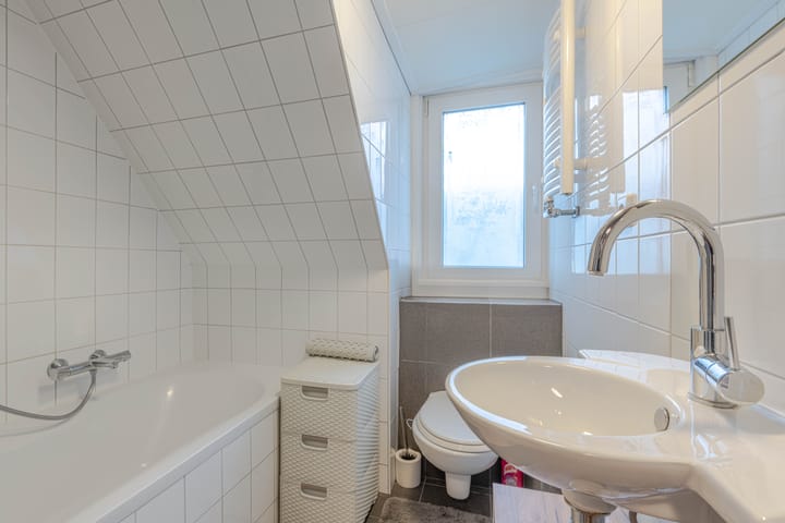 Foto 5 van Nieuwenhoornstraat 57-A